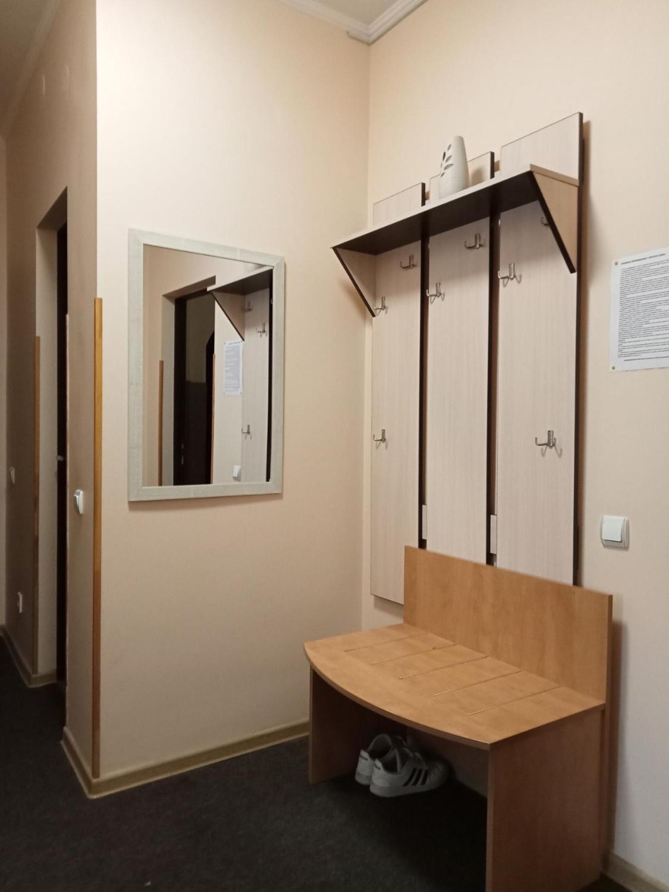 Hostel Iskra Лвив Екстериор снимка