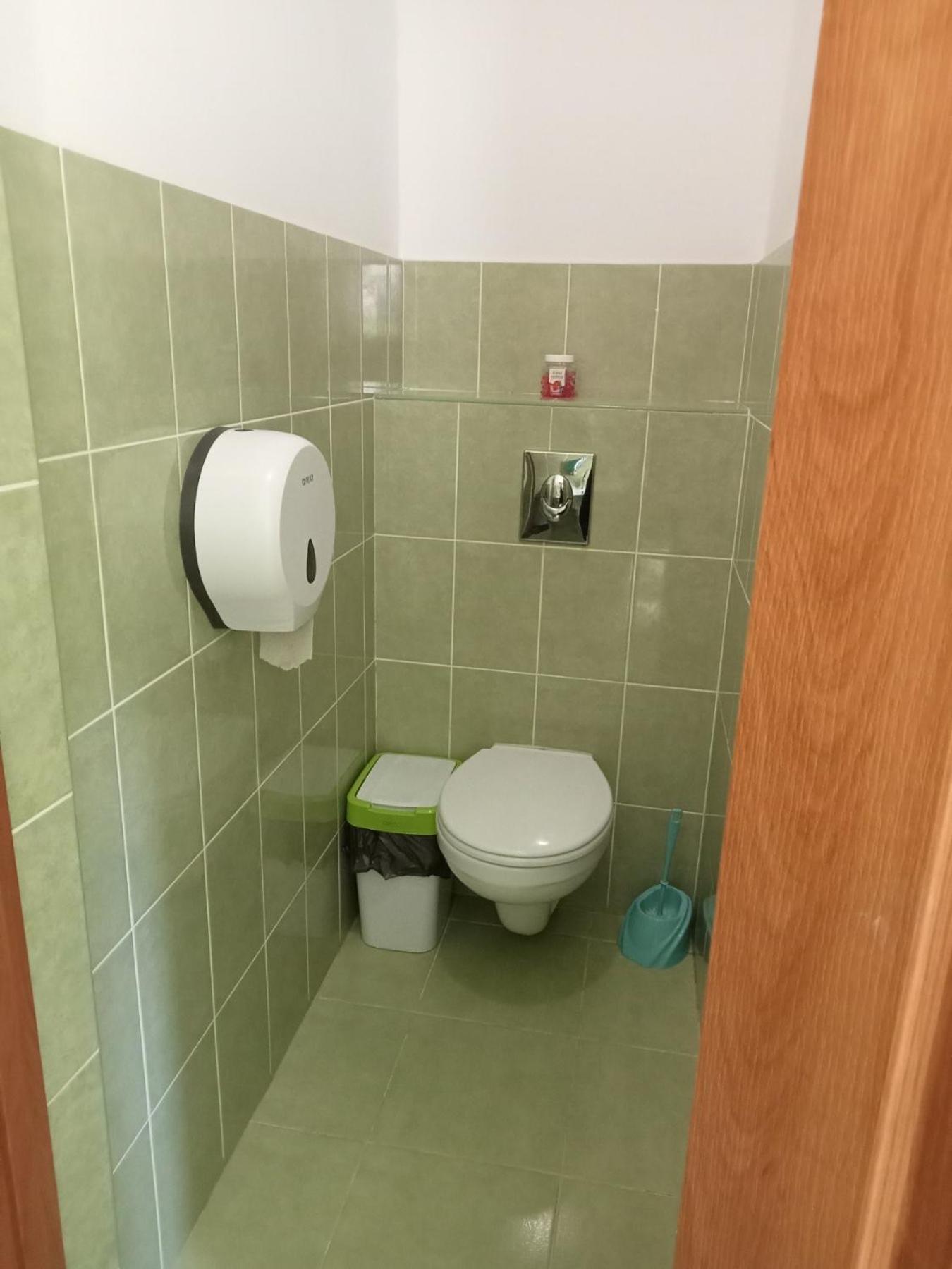 Hostel Iskra Лвив Екстериор снимка