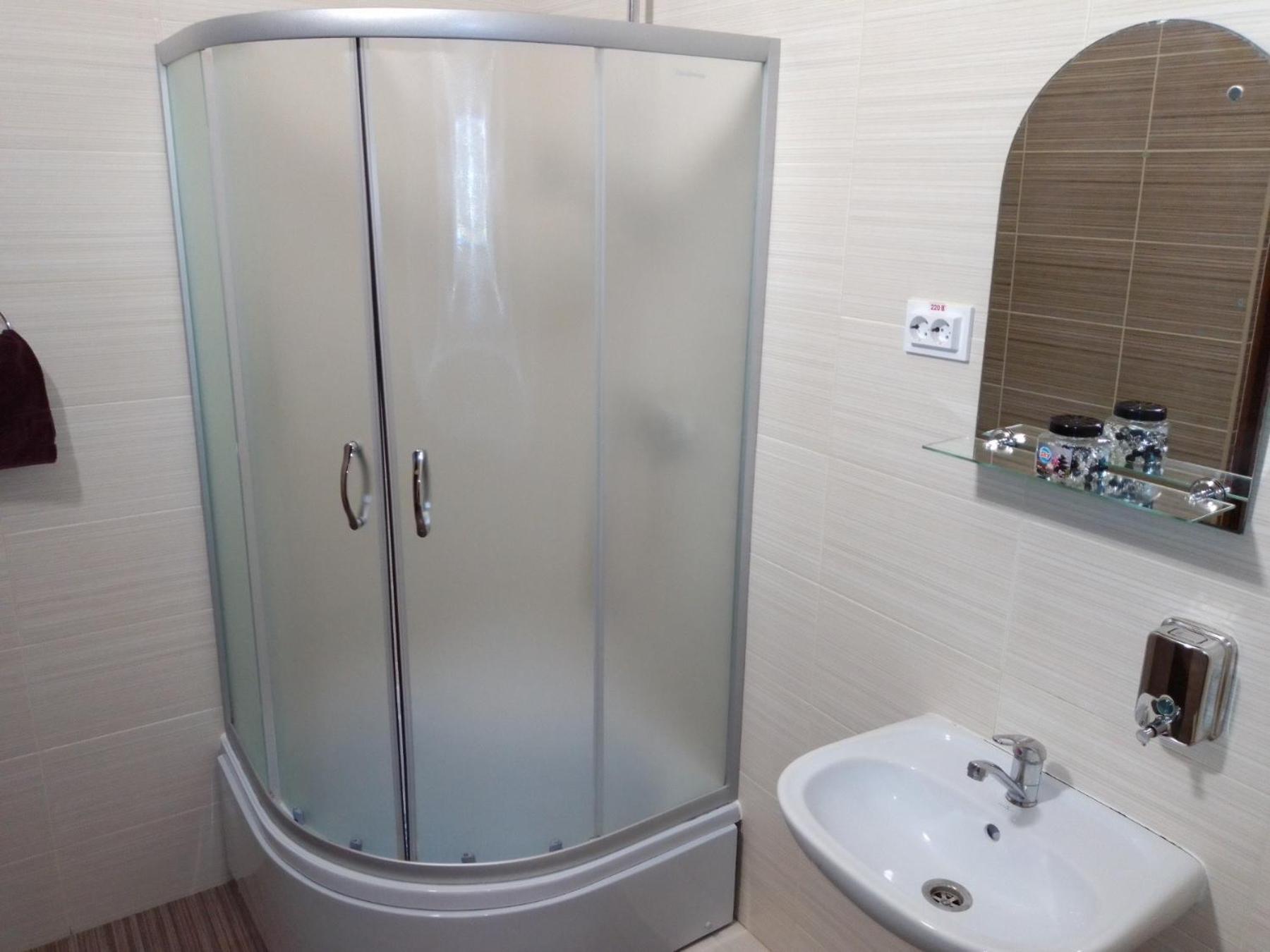 Hostel Iskra Лвив Екстериор снимка