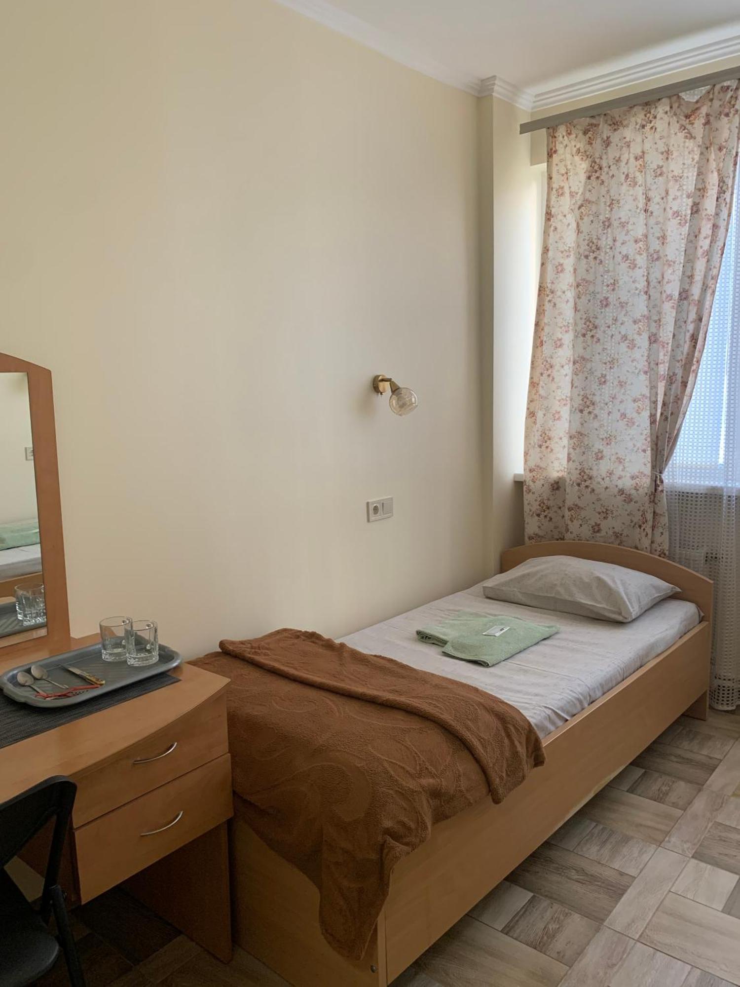 Hostel Iskra Лвив Екстериор снимка